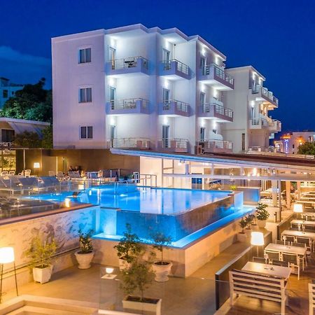Hotel Agimi Sarandë Exteriör bild