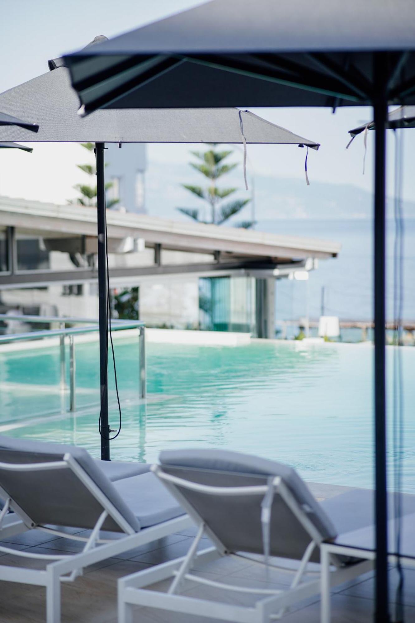 Hotel Agimi Sarandë Exteriör bild