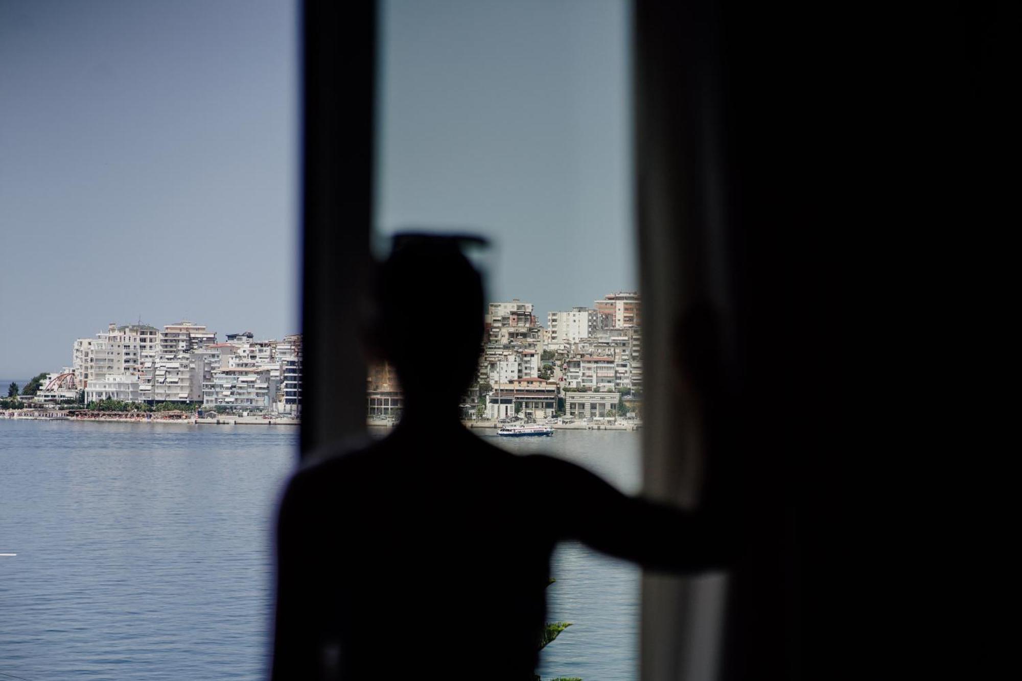 Hotel Agimi Sarandë Exteriör bild